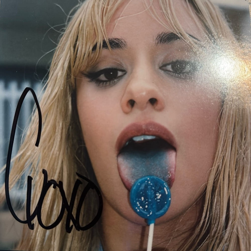 Hi I’m selling this Camila signed it was autographed in California